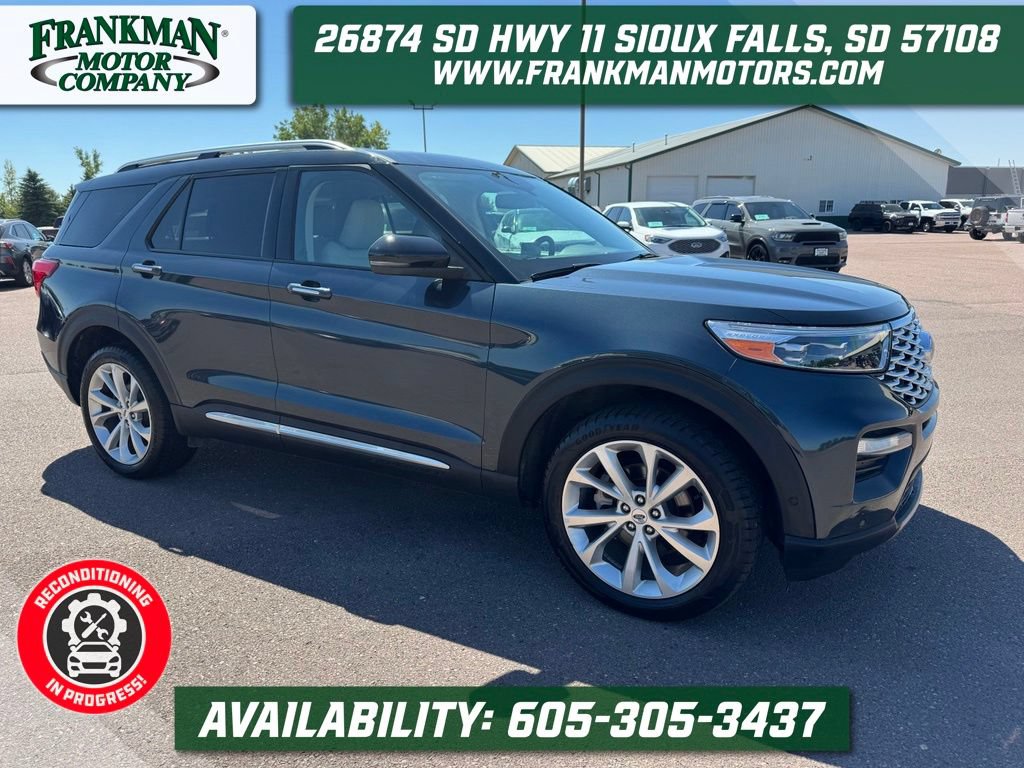 Used 2023 Ford Explorer Platinum w/ Technology Package AWD/4WD image 1