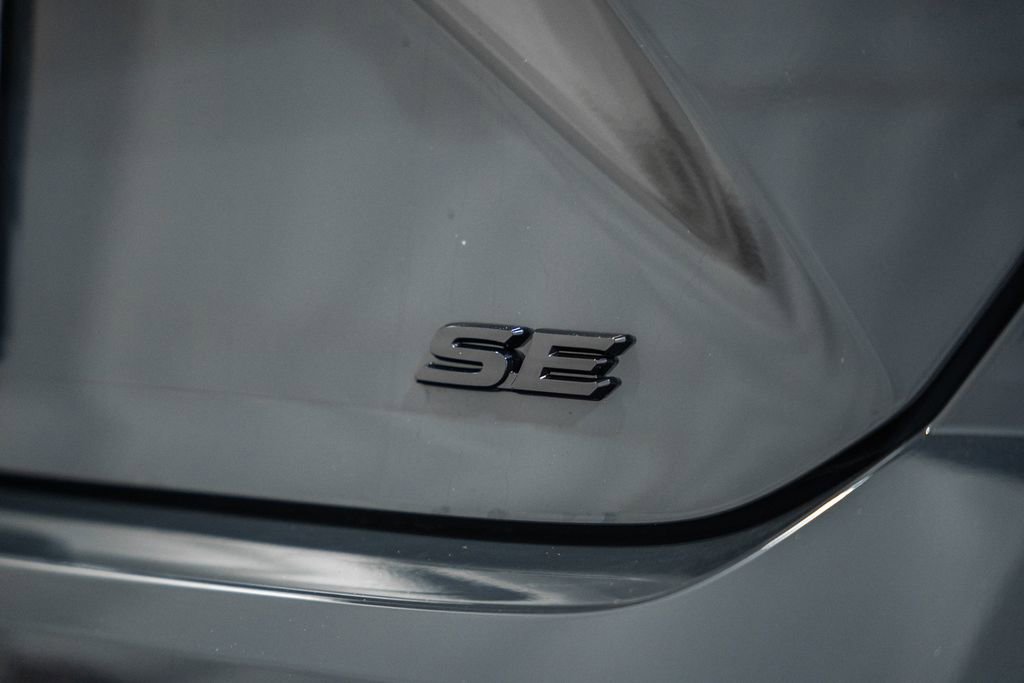 New 2026 Toyota Camry SE image 7