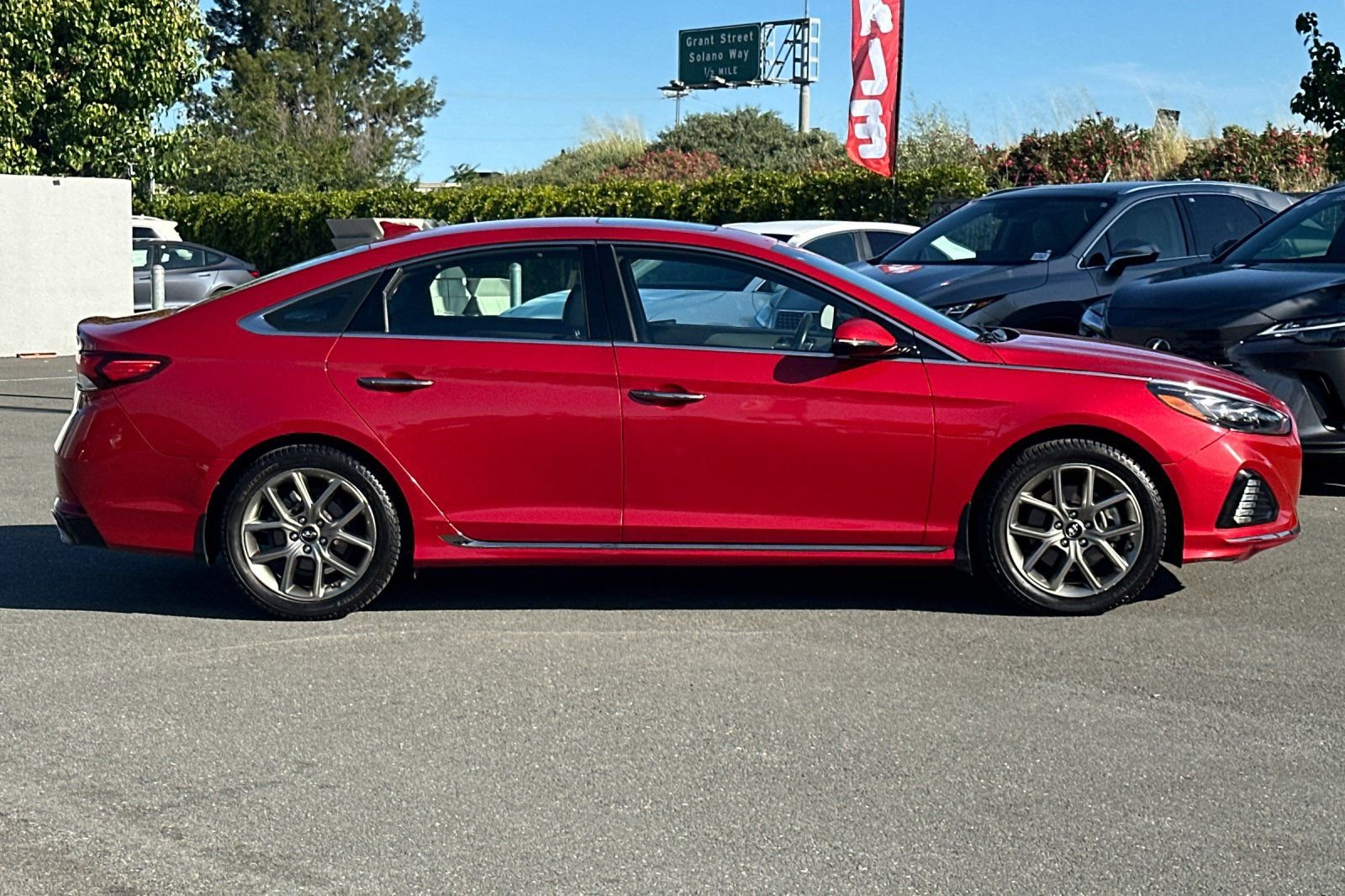 Used 2018 Hyundai Sonata Limited image 3