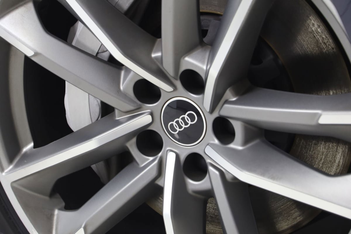 Used 2021 Audi A7 e Premium Plus w/ Black Optic Package image 16