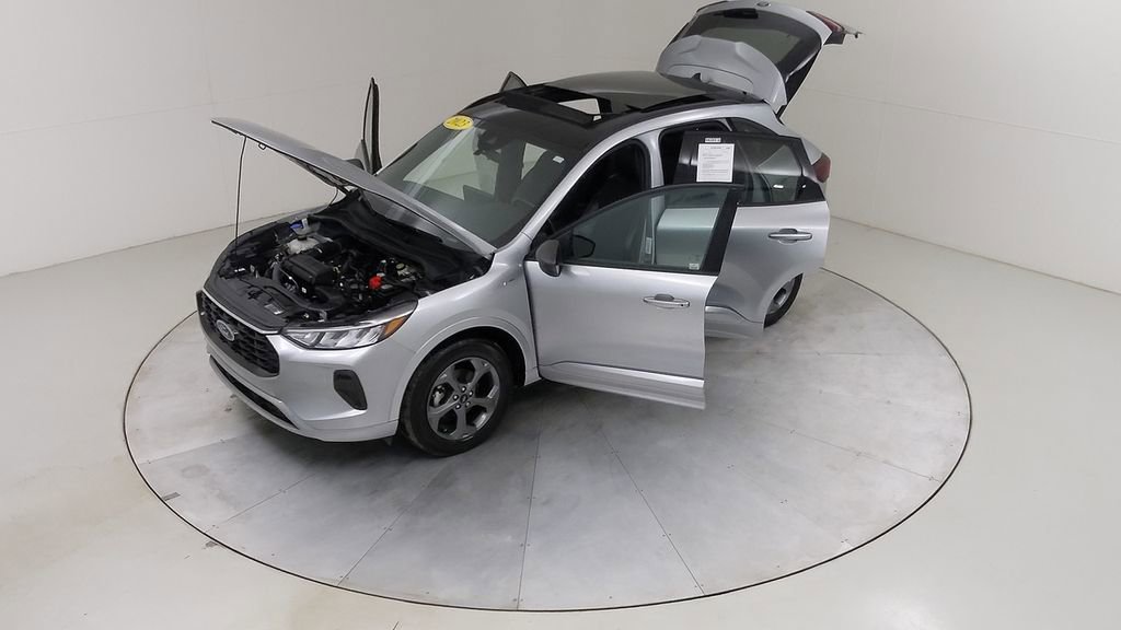 Certified 2023 Ford Escape ST-Line w/ Tech Pack #1 image 54