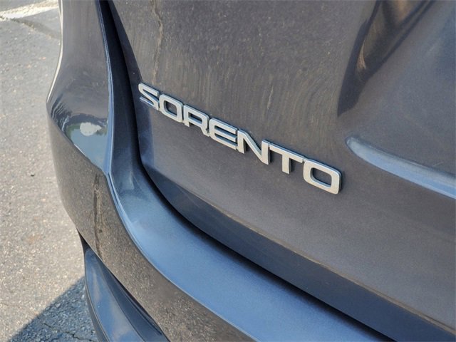 Used 2019 Kia Sorento LX image 29