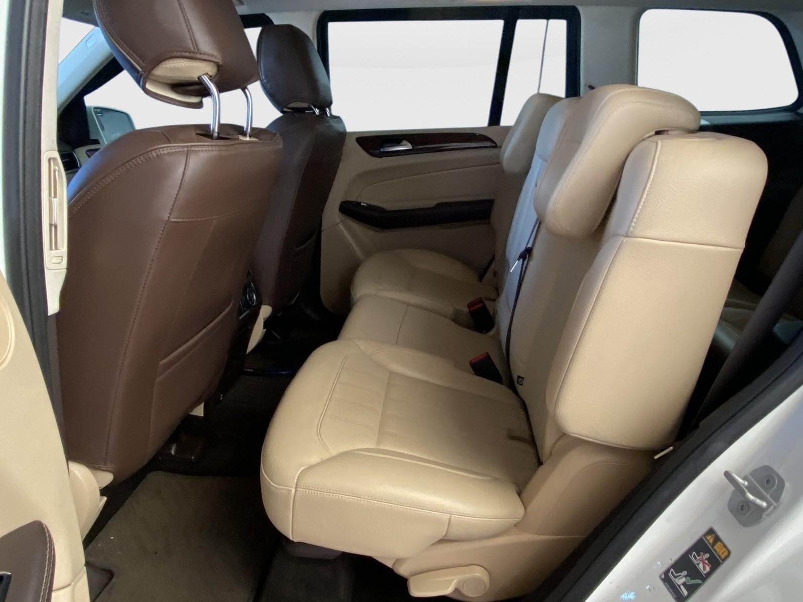 Used 2018 Mercedes-Benz GLS 450 4MATIC image 19