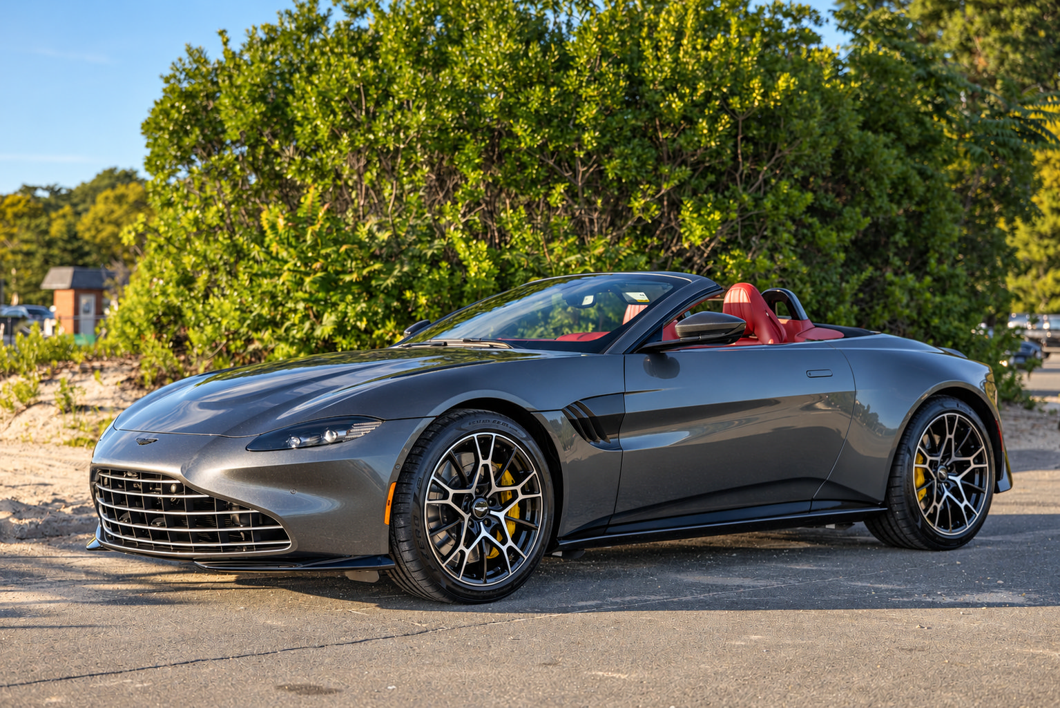Used 2023 Aston Martin V8 Vantage Roadster