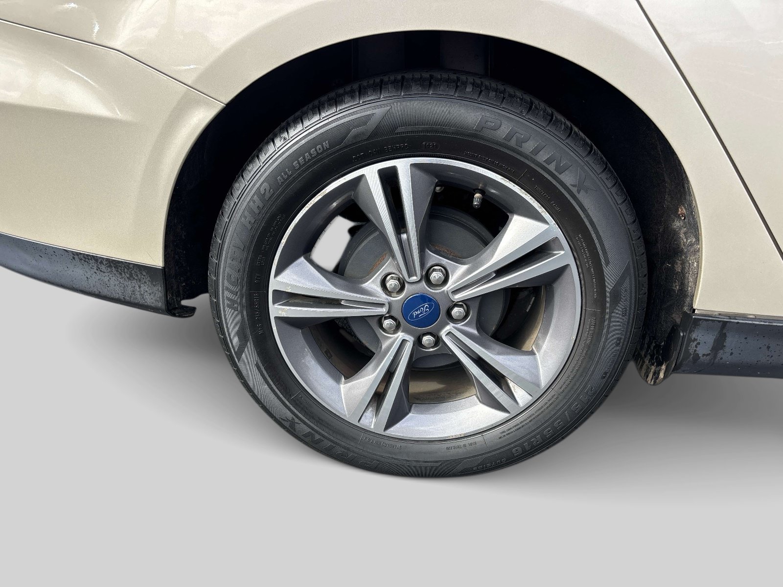 Used 2018 Ford Focus SE w/ SE Appearance Package FWD image 30