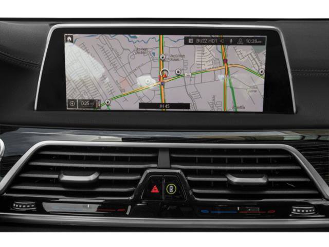 Used 2022 BMW 740i w/ M Sport Package RWD image 19