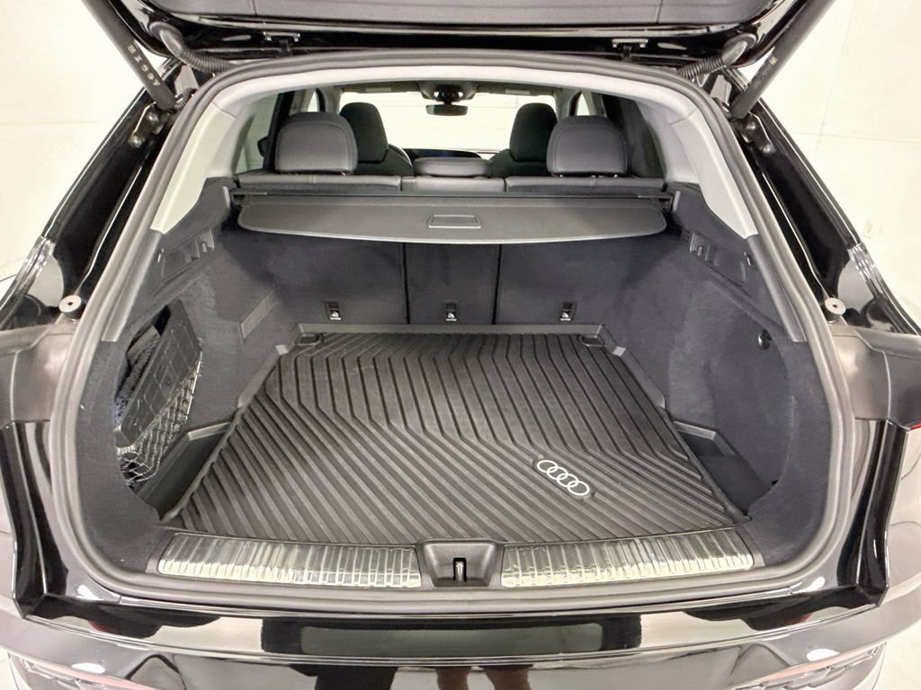 Certified 2025 Audi Q5 Premium w/ Premium Plus AWD/4WD image 27