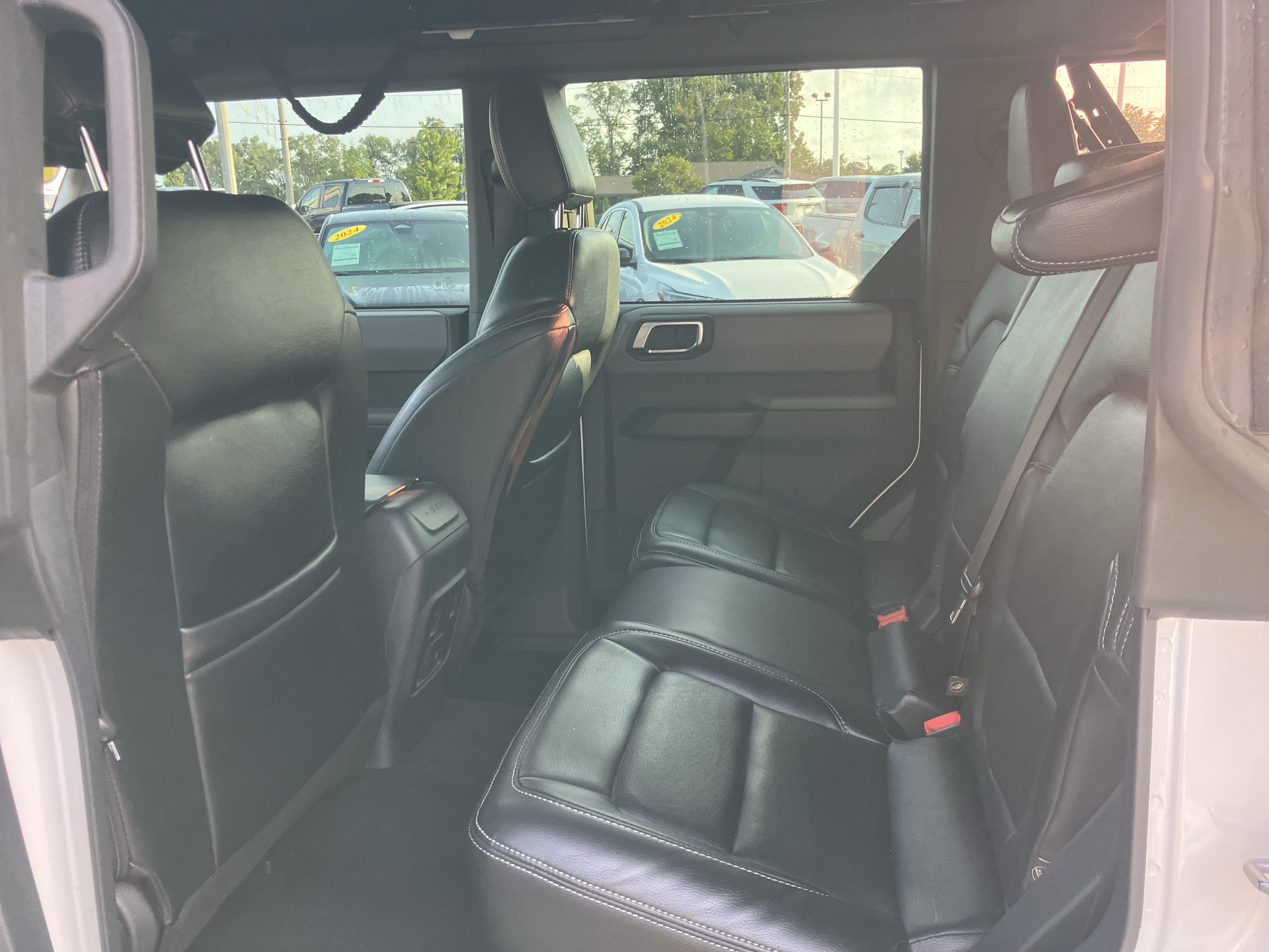 Used 2022 Ford Bronco 4-Door w/ Sasquatch Package AWD/4WD image 14