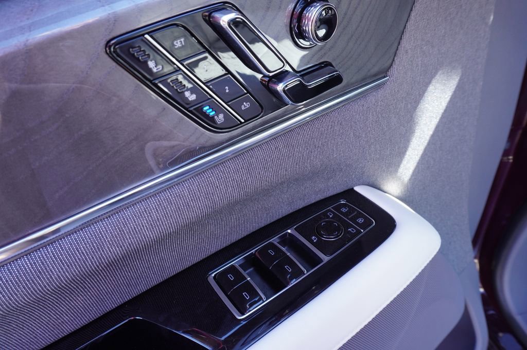 New 2026 Cadillac Escalade IQ Luxury 1 image 15