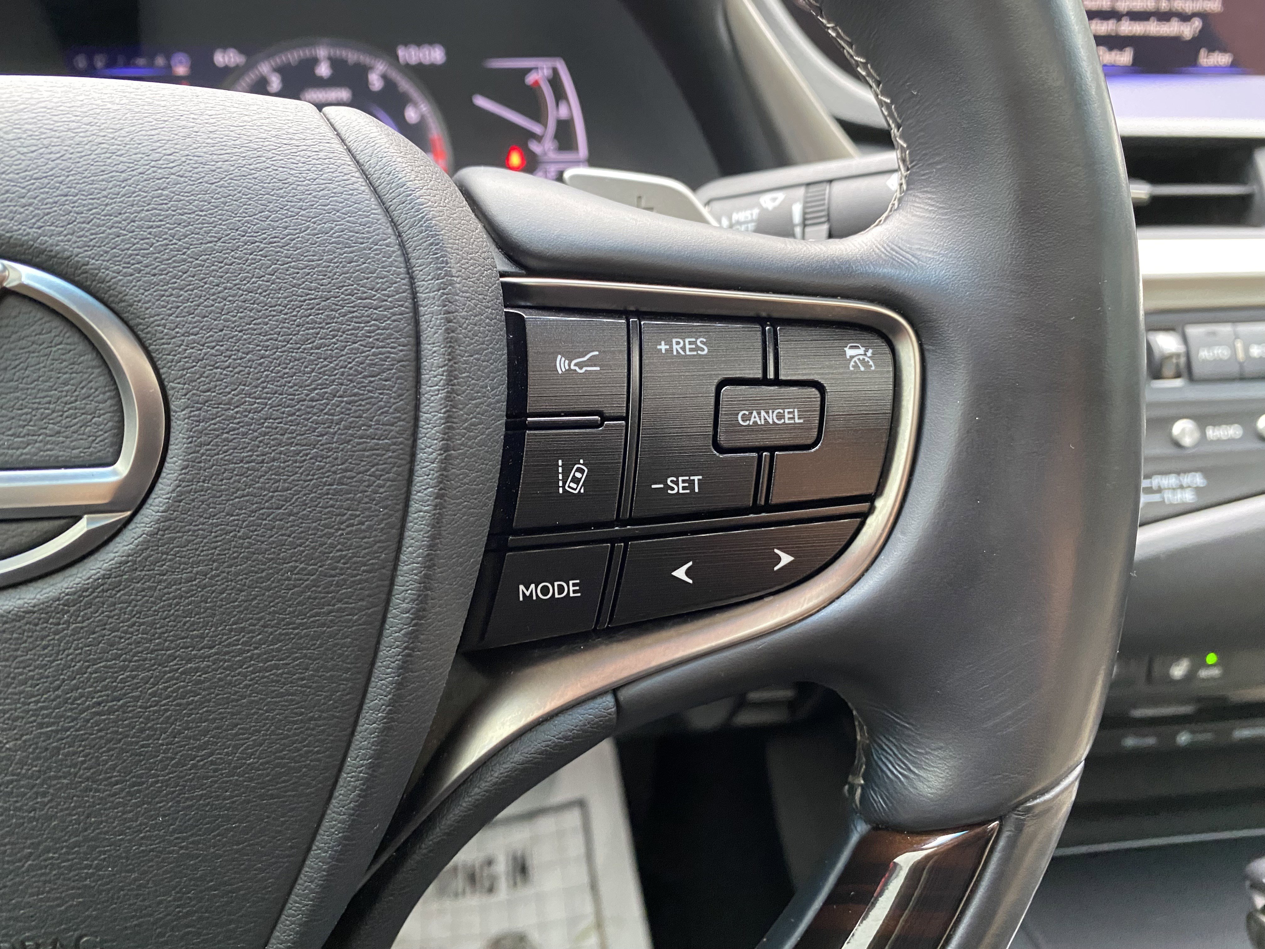 Used 2019 Lexus ES 350 w/ Premium Package image 19