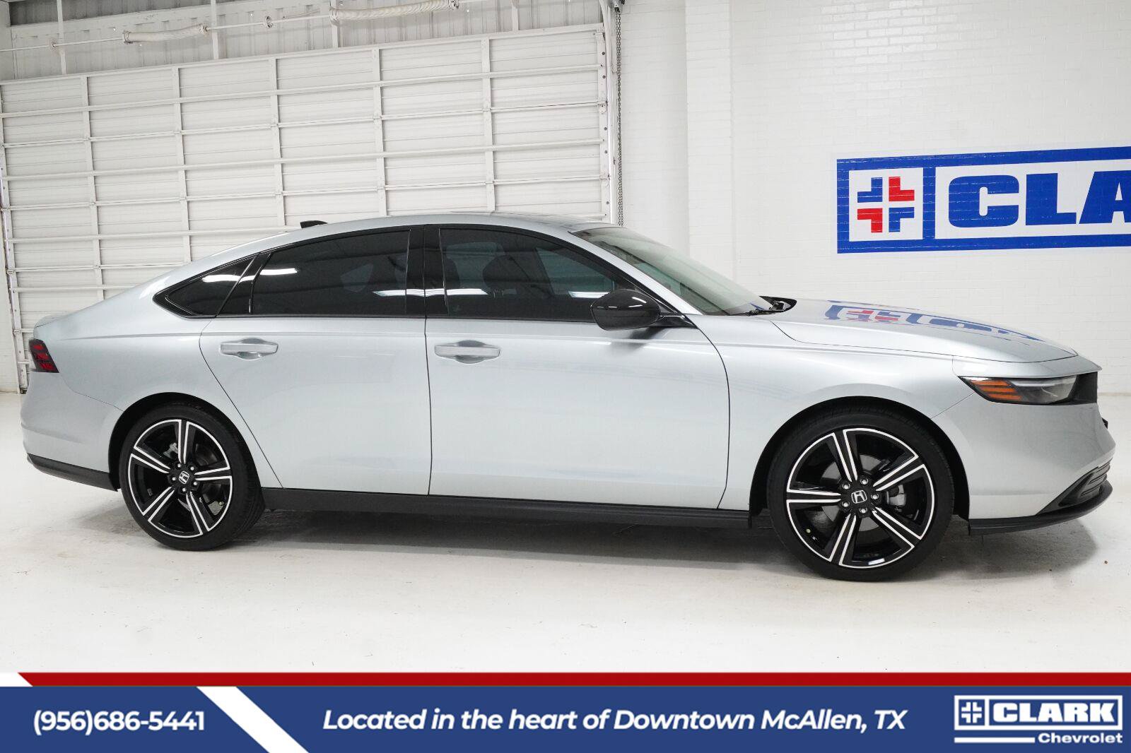 Used 2026 Honda Accord SE image 4