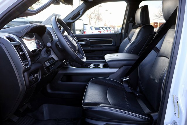 Used 2024 RAM 2500 Laramie w/ Night Edition image 30