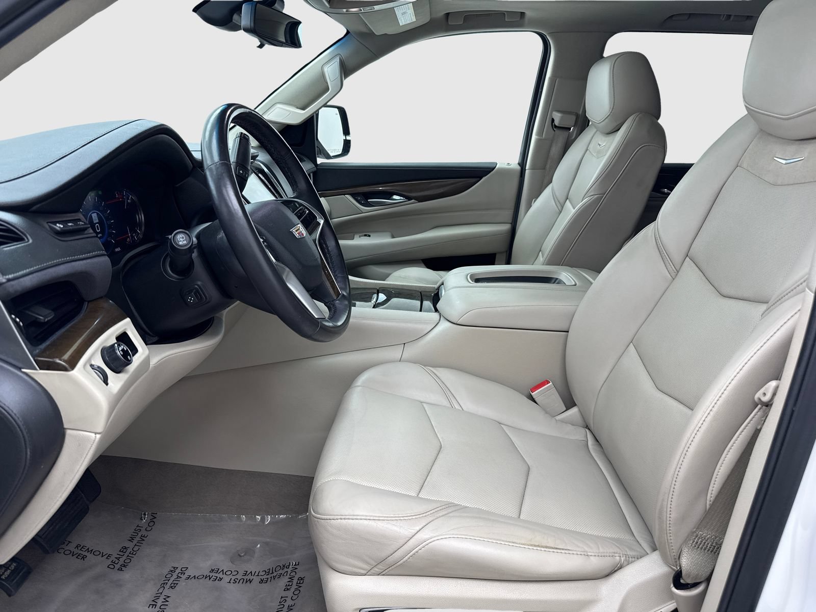 Used 2018 Cadillac Escalade Luxury RWD image 17