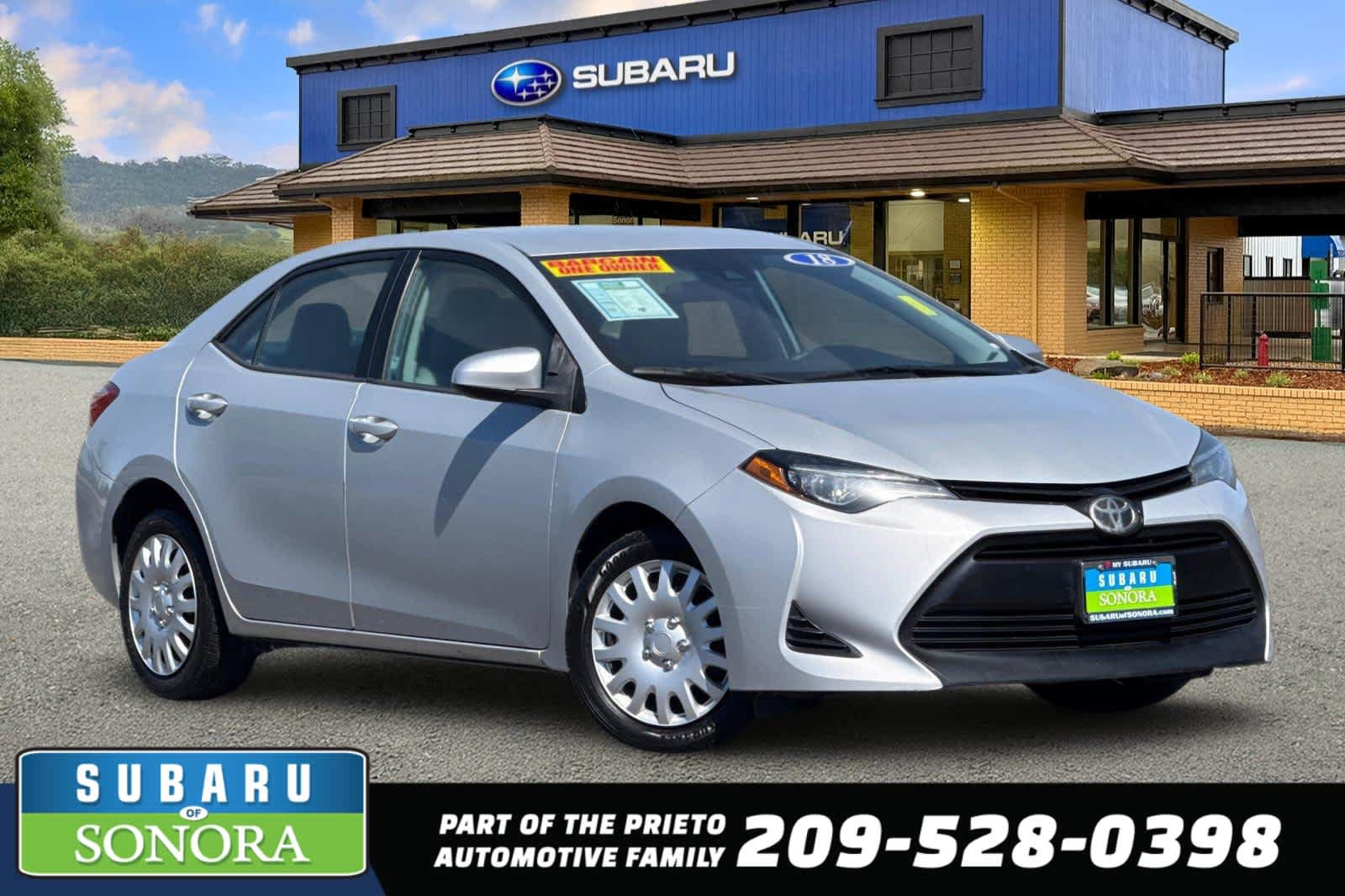 Used 2018 Toyota Corolla LE FWD image 1