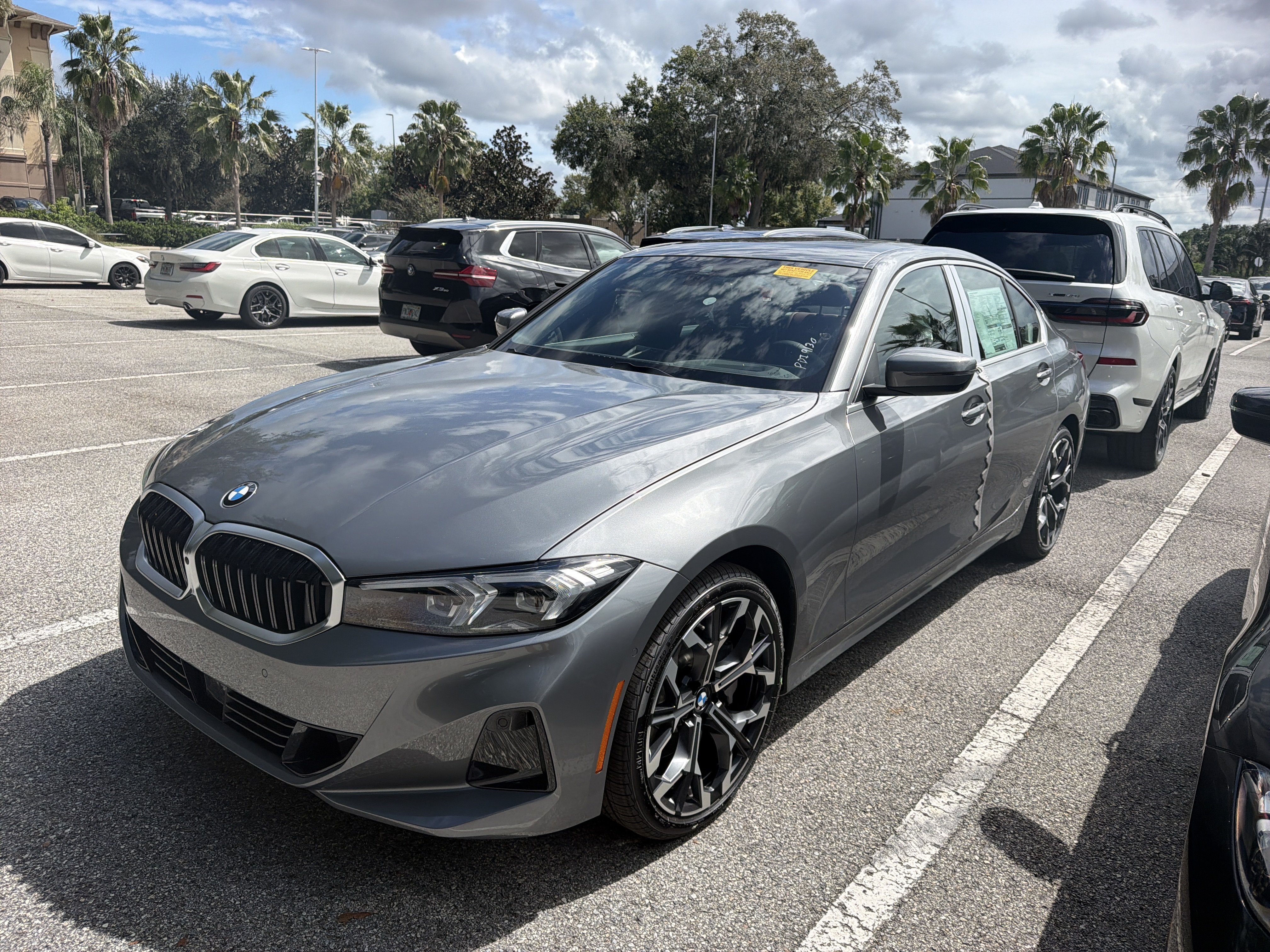 New 2026 BMW 330i Sedan w/ Premium Package RWD image 4