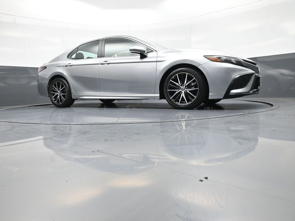Certified 2023 Toyota Camry SE w/ Cold Weather Package AWD/4WD image 30