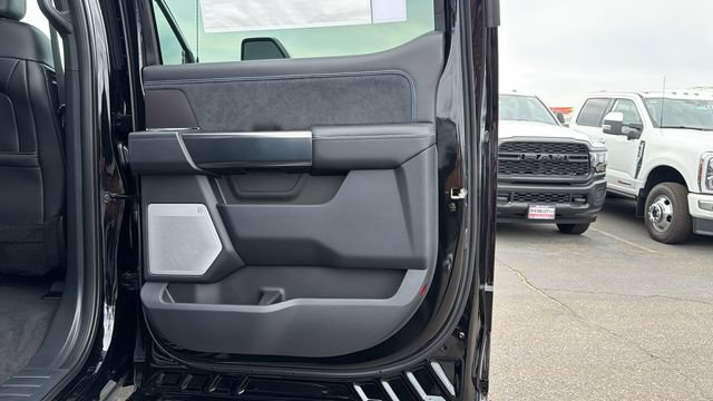 New 2026 Ford F250 Platinum w/ Tremor Off-Road Package AWD/4WD image 12