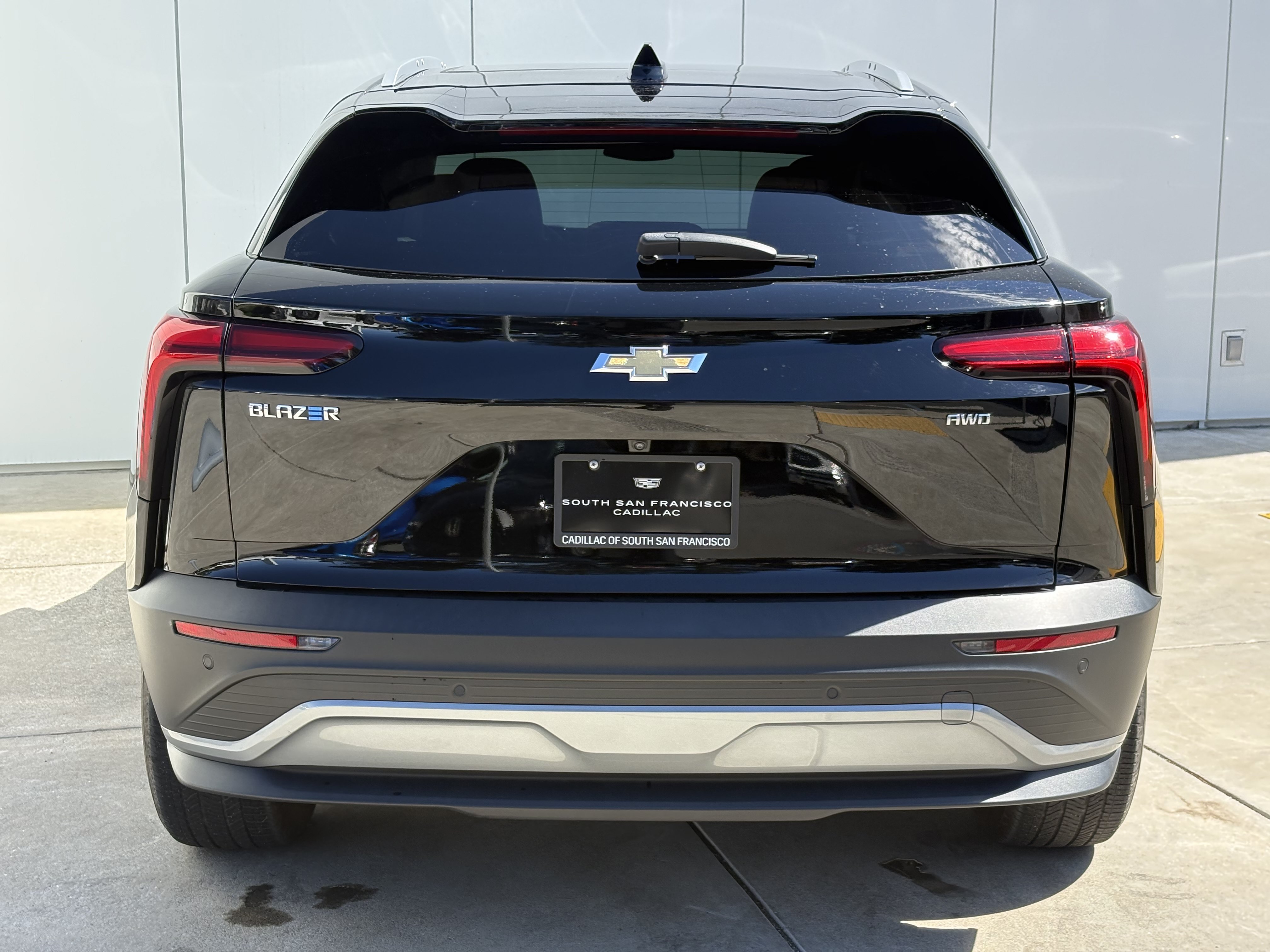 Used 2024 Chevrolet Blazer EV LT AWD/4WD image 8