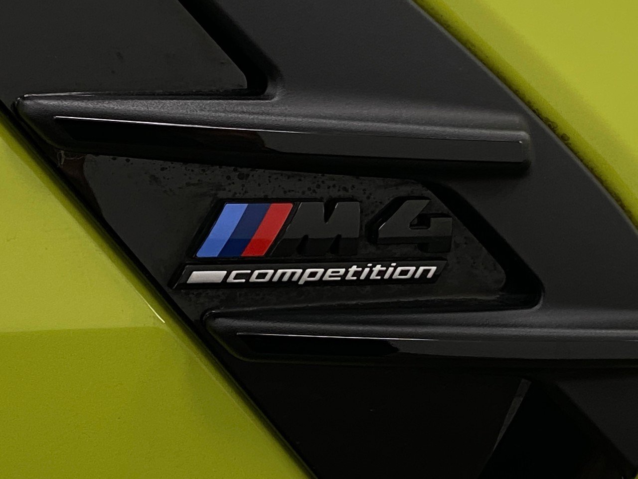 Used 2024 BMW M4 xDrive Competition w/ Executive Package image 2
