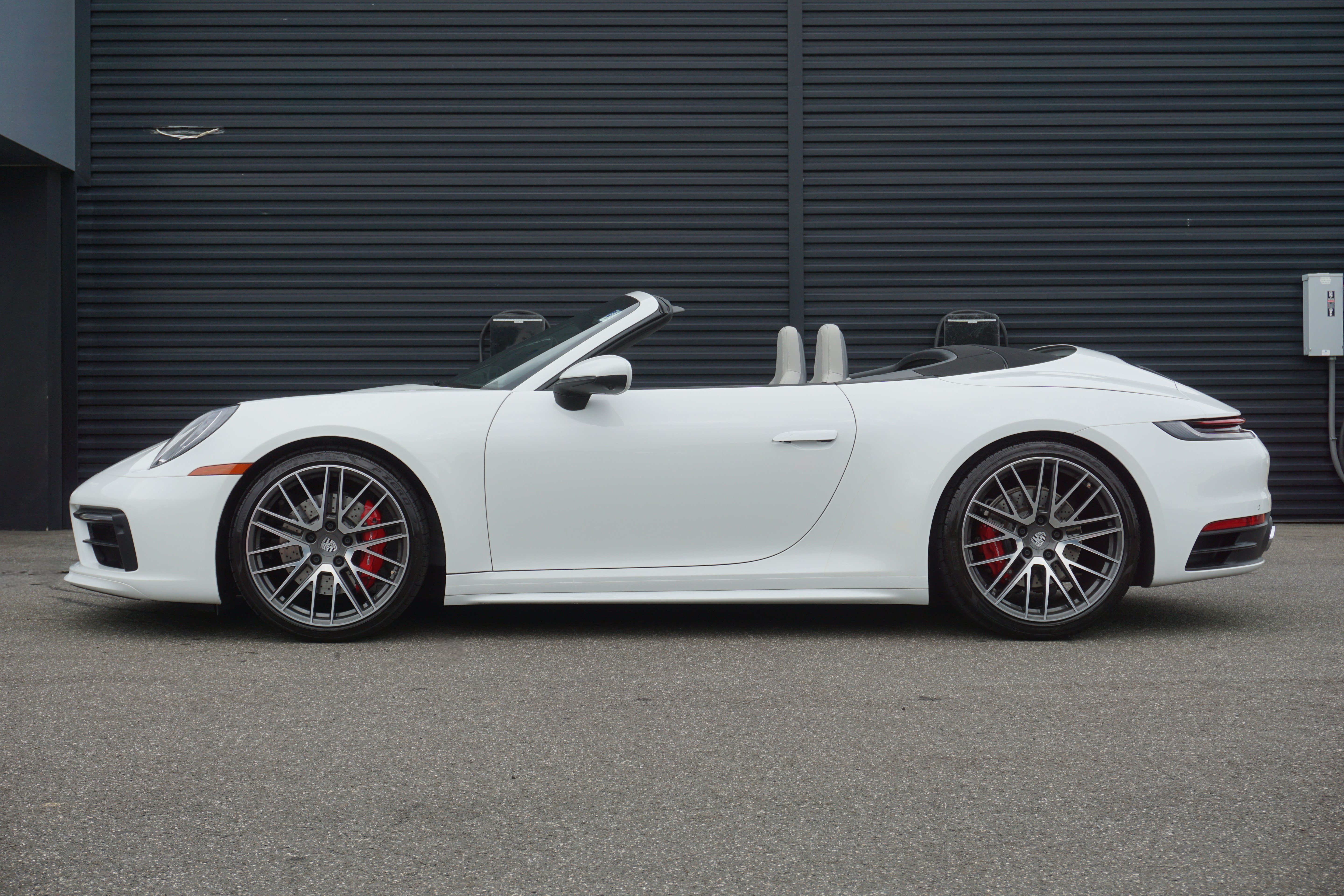 Certified 2022 Porsche 911 Carrera S RWD image 2
