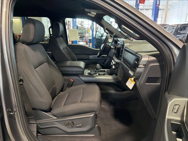 New 2025 Ford F150 XLT w/ Equipment Group 302A MID image 30