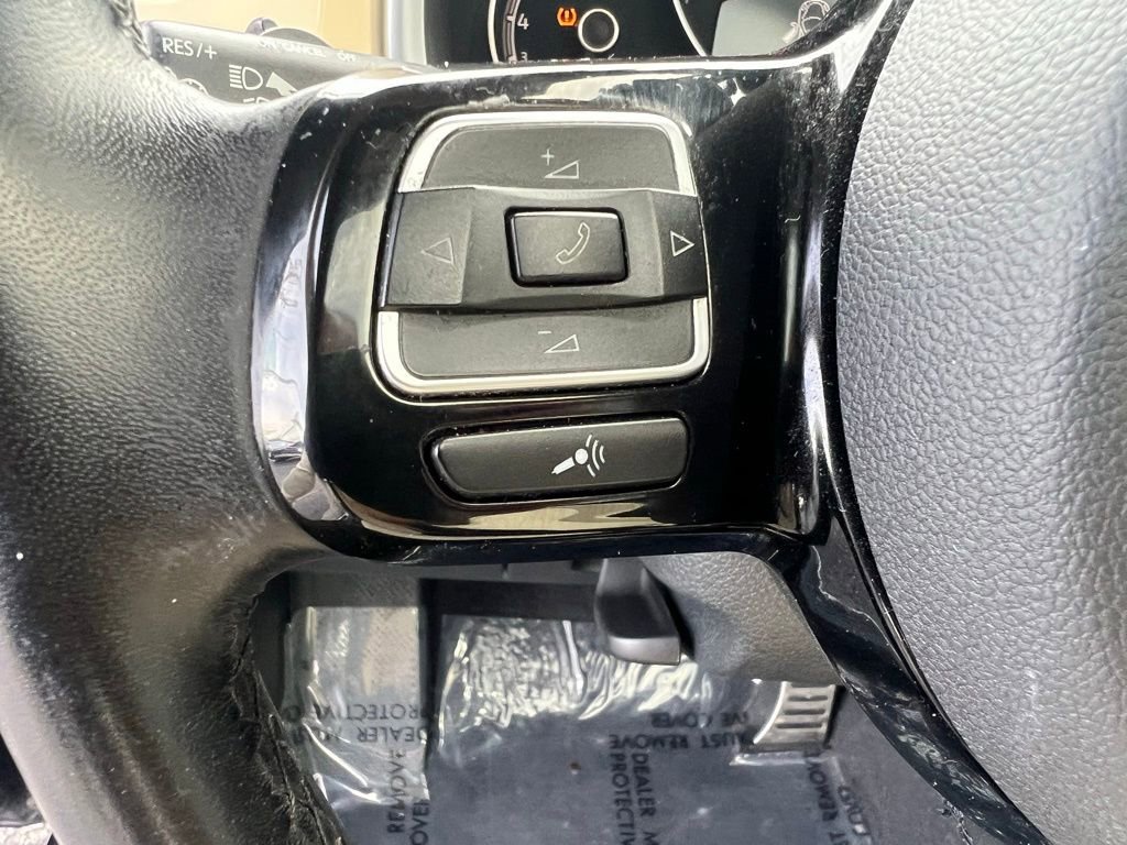 Used 2019 Volkswagen Beetle 2.0T SE image 18