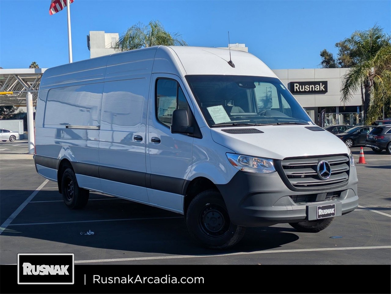 Used 2024 Mercedes-Benz Sprinter 3500 image 1