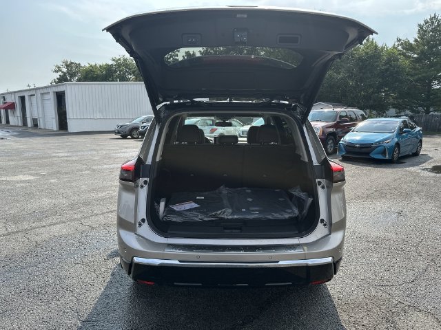New 2026 Nissan Rogue Platinum AWD/4WD image 30