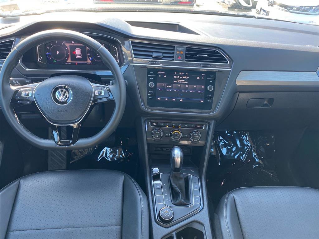 Used 2020 Volkswagen Tiguan SEL image 11