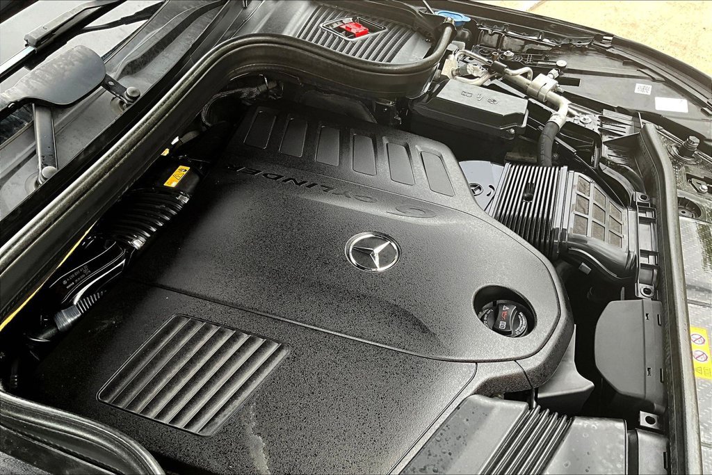 Used 2024 Mercedes-Benz GLS 450 4MATIC image 45