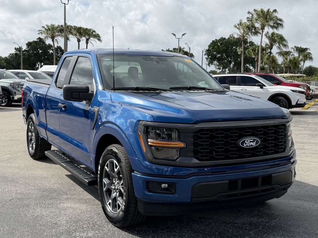 Used 2025 Ford F150 STX w/ Equipment Group 200A RWD image 2