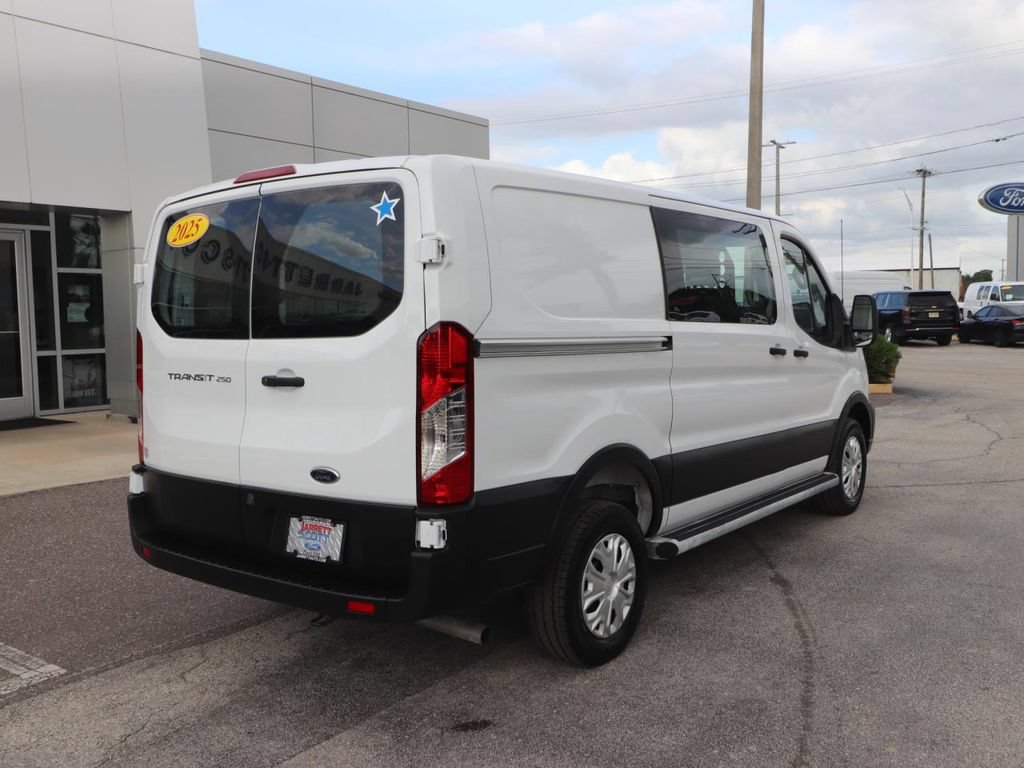 Used 2025 Ford Transit 250 Low Roof w/ Exterior Upgrade Package RWD image 15