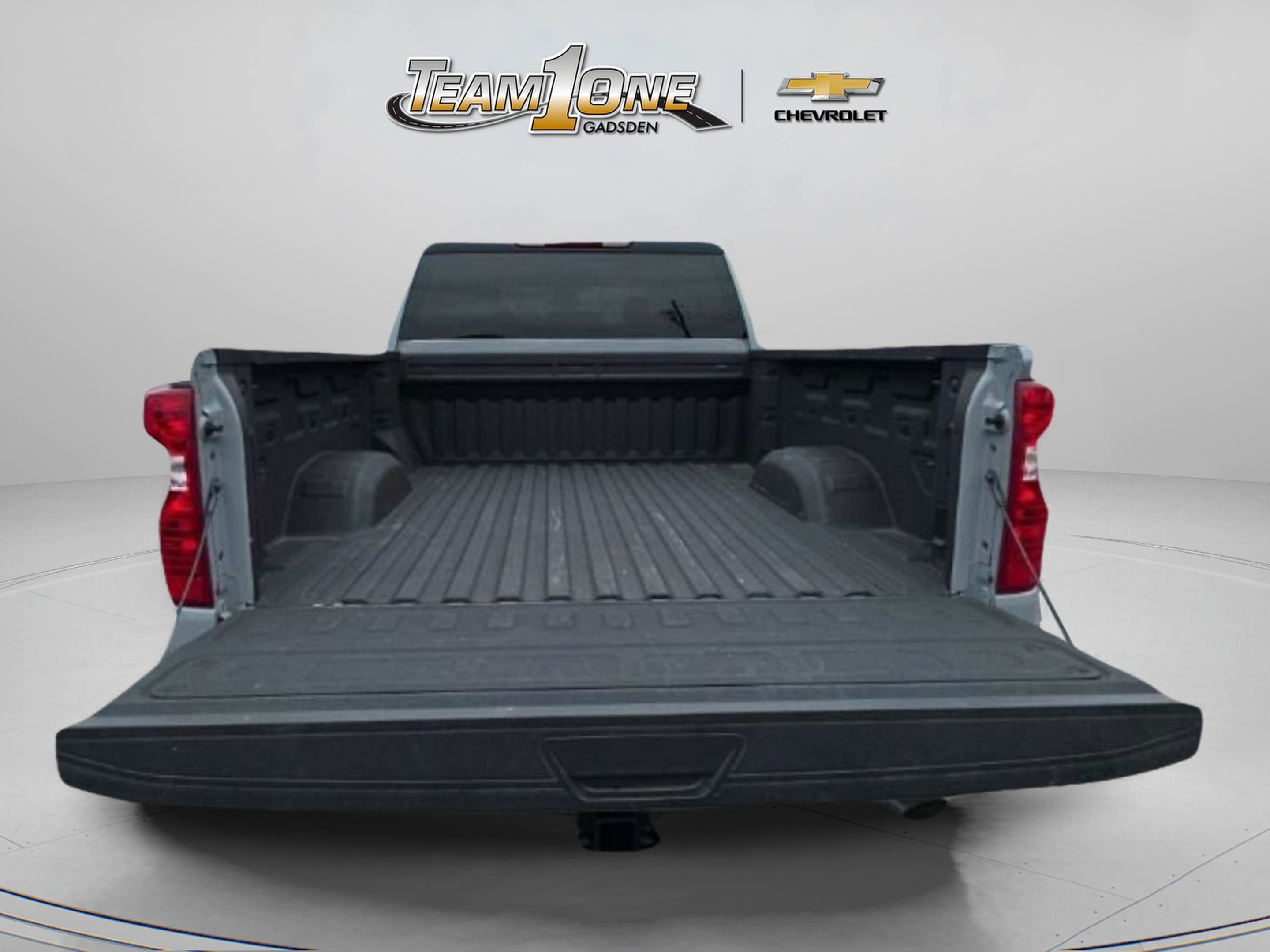 Used 2025 Chevrolet Silverado 2500 Custom w/ Custom Value Package AWD/4WD image 10