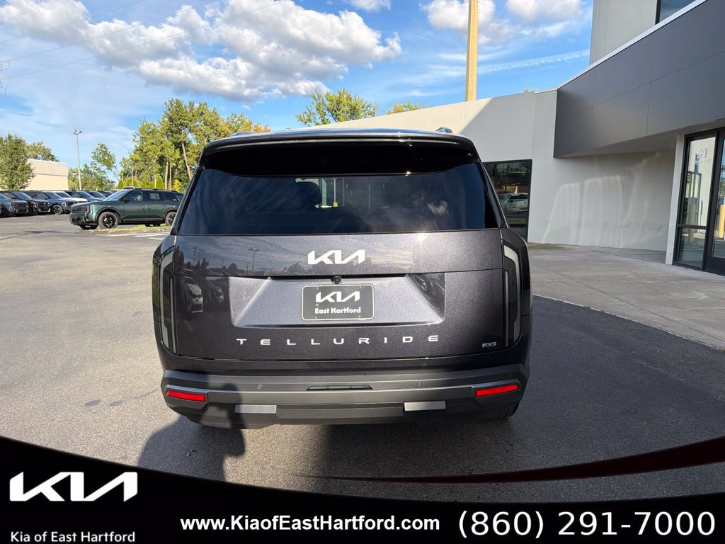 Used 2027 Kia Telluride S w/ Towing Package AWD/4WD image 9