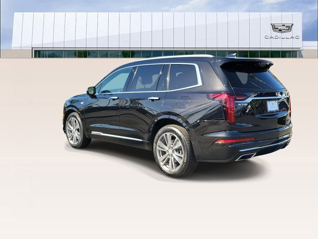Certified 2023 Cadillac XT6 Premium Luxury image 6