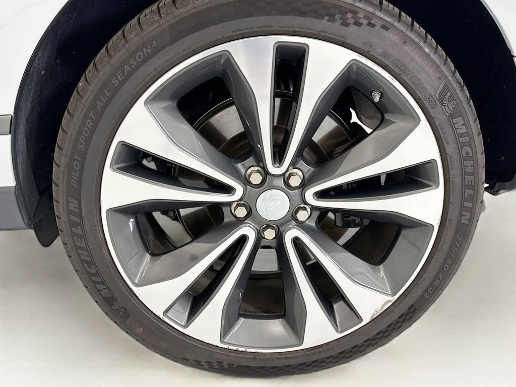 Used 2021 Land Rover Range Rover SV Autobiography Dynamic image 30