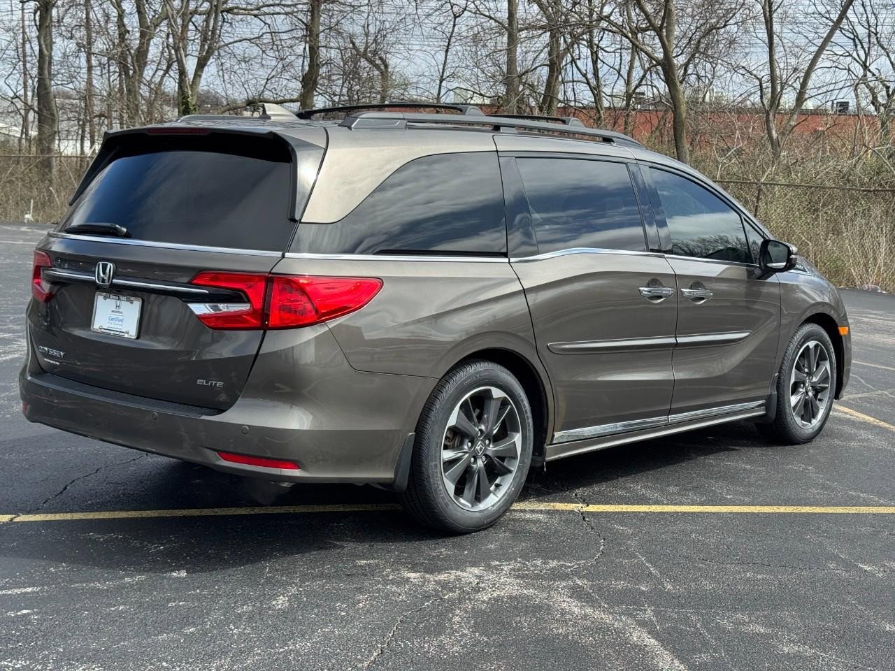 Certified 2023 Honda Odyssey Elite image 4