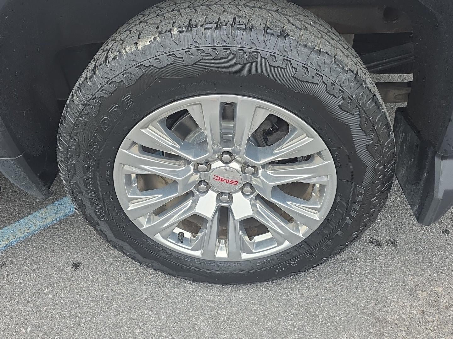Used 2022 GMC Sierra 1500 Denali w/ Technology Package AWD/4WD image 4