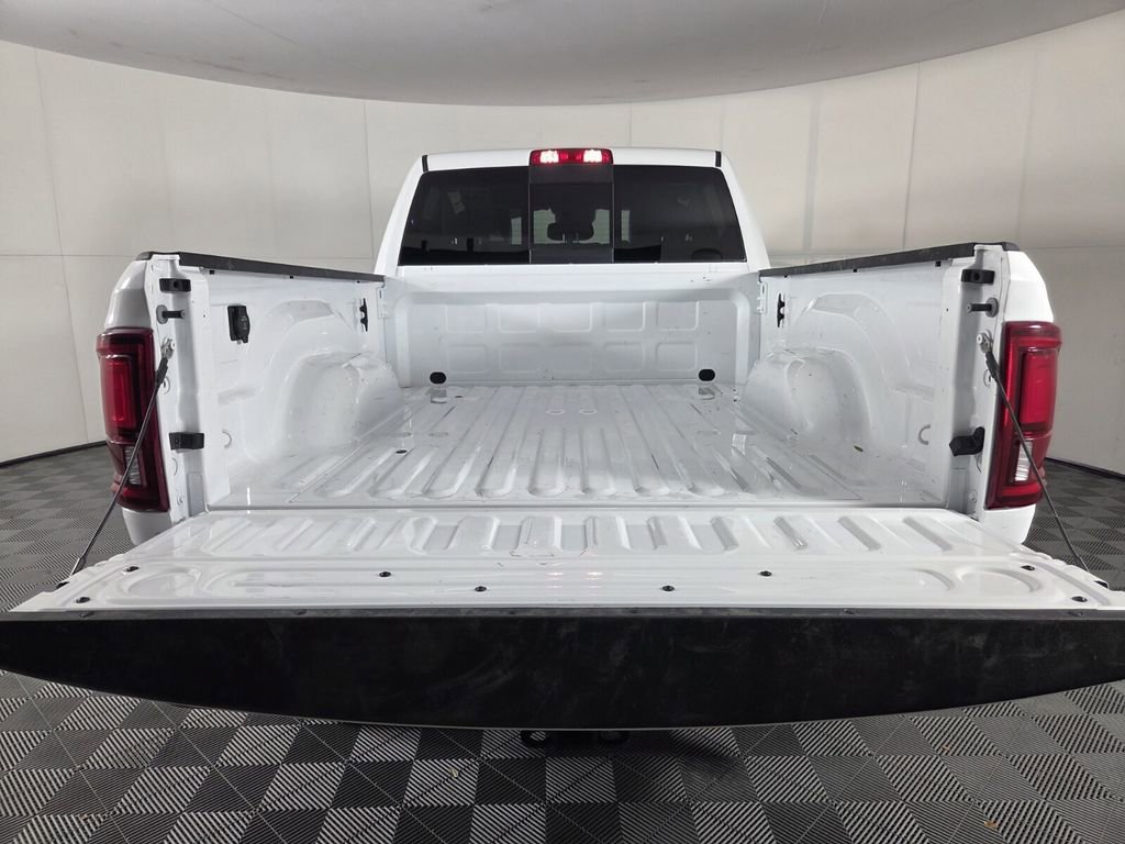 Certified 2026 RAM 2500 Laramie AWD/4WD image 29
