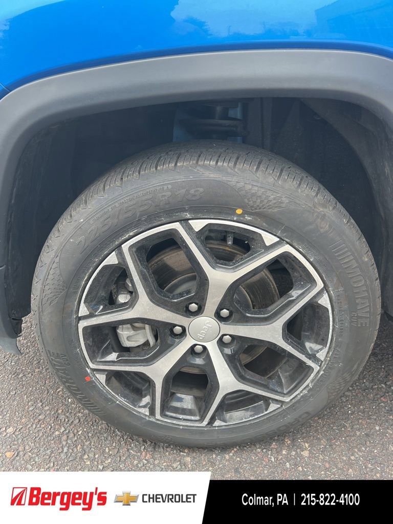 Used 2024 Jeep Compass Limited image 15