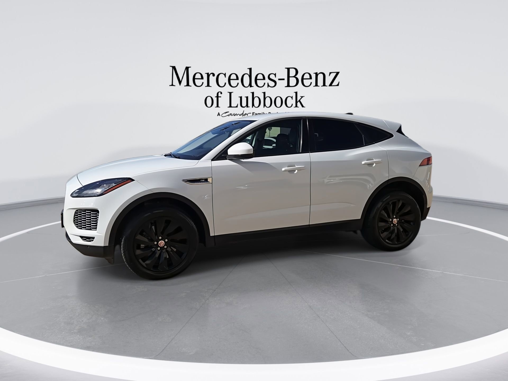 Used 2020 Jaguar E-PACE SE image 5