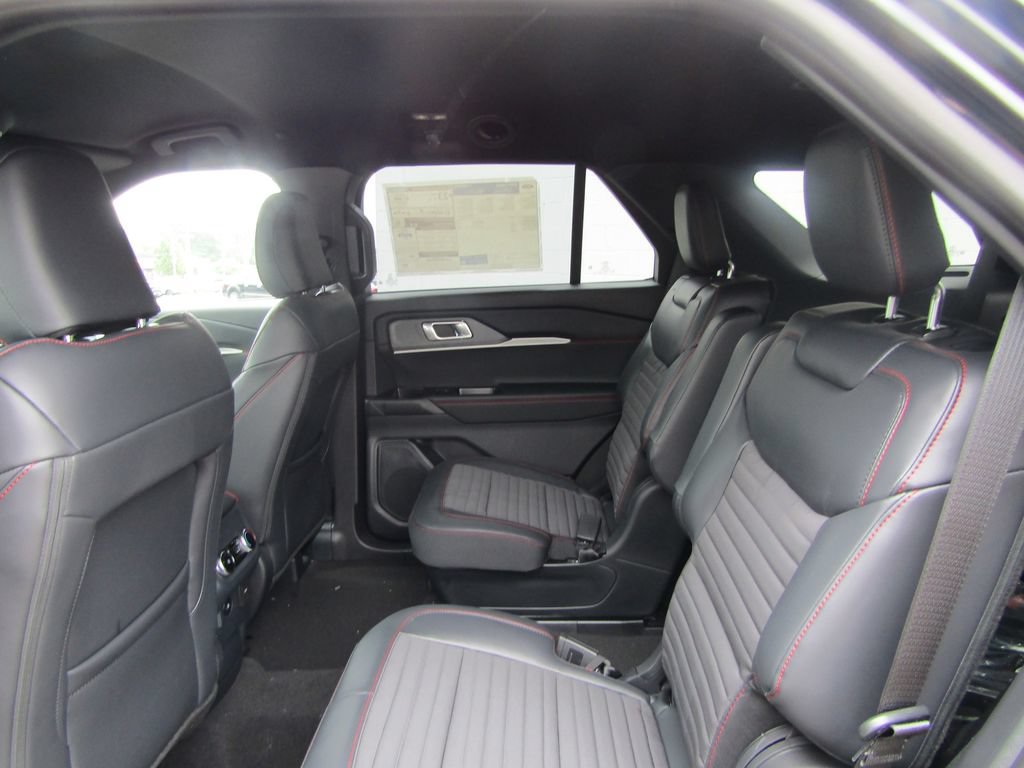 New 2027 Ford Explorer ST-Line AWD/4WD image 15