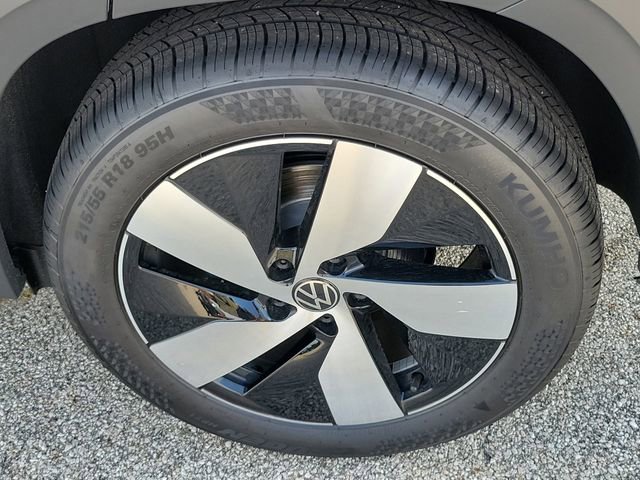 New 2025 Volkswagen Taos S image 26