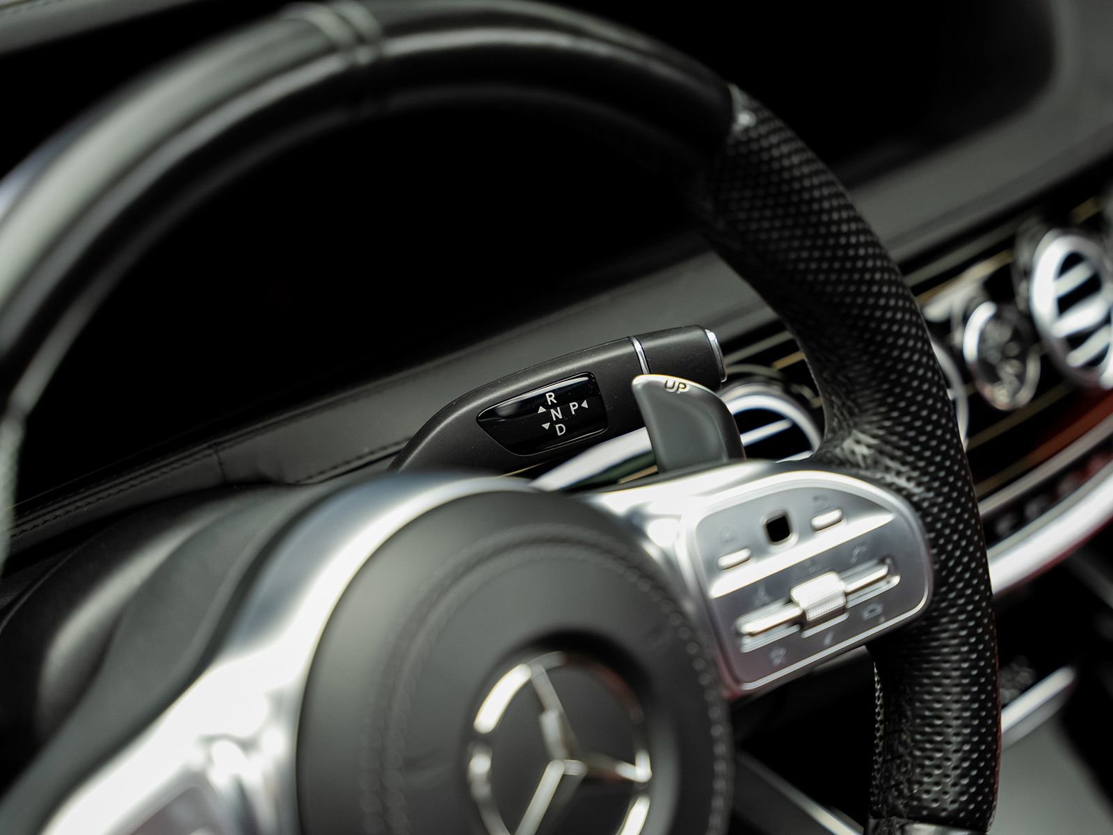 Used 2020 Mercedes-Benz S 63 AMG 4MATIC Sedan image 63