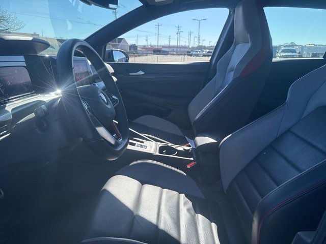 Used 2022 Volkswagen GTI Autobahn image 9