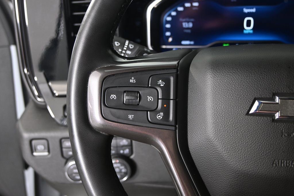 Used 2024 Chevrolet Silverado 2500 ZR2 w/ Technology Package image 36