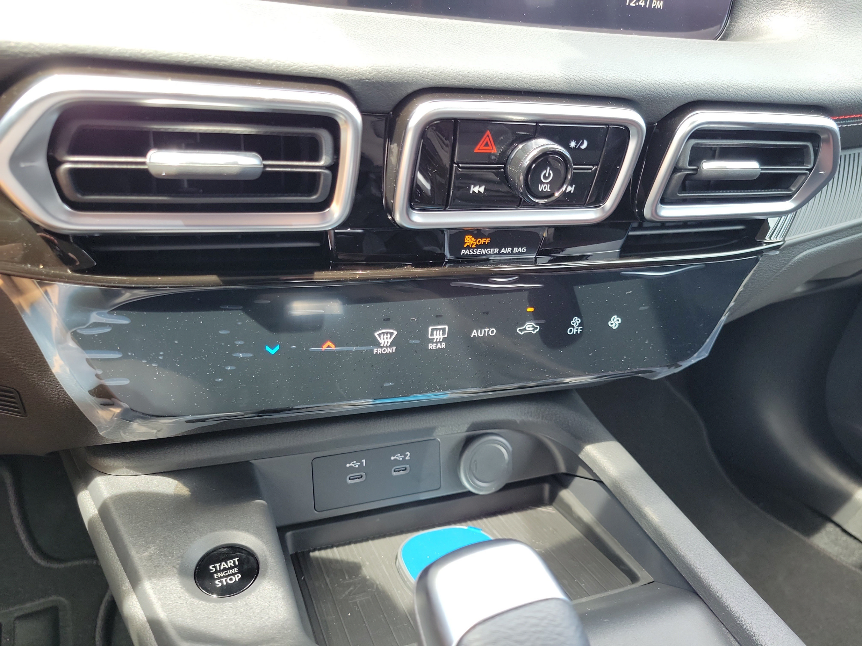New 2027 Nissan Sentra SR w/ Floor Mat Package FWD image 27