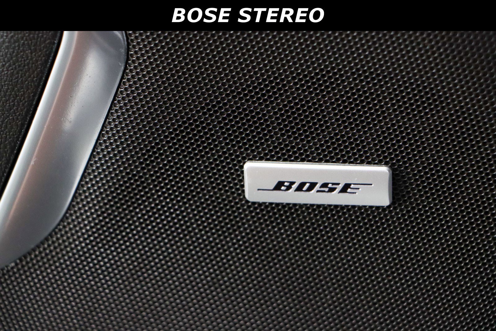 Used 2024 GMC Yukon AT4 w/ Technology Package image 25