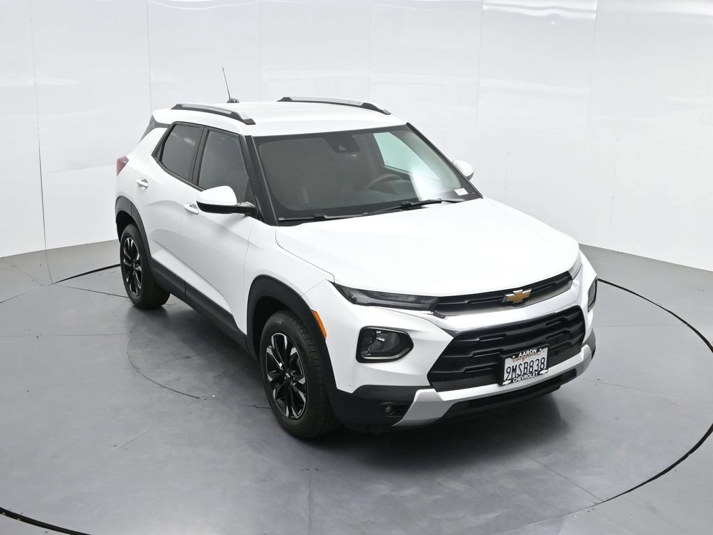 Used 2023 Chevrolet TrailBlazer LT FWD image 44
