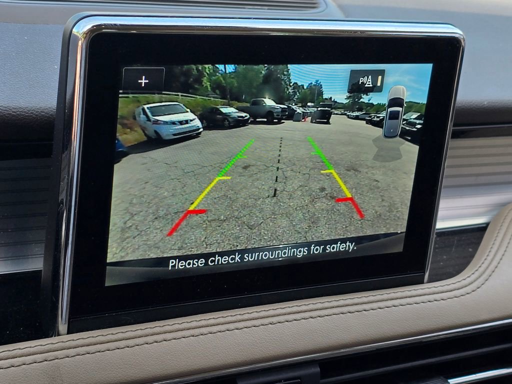 Used 2022 Lincoln Corsair FWD w/ Premium Package image 9